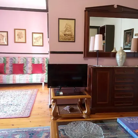 Apartment Cosy Penthouse -up To 6 Guests- In The Centre! *